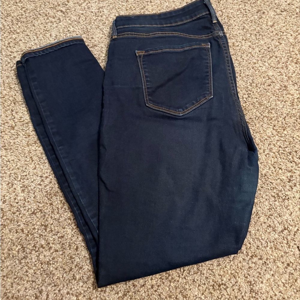OLD NAVY JEANS